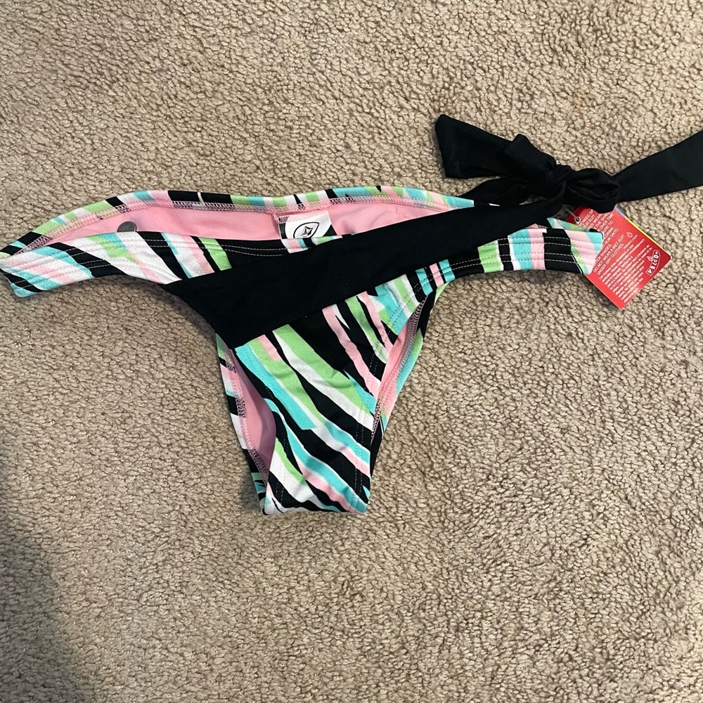 Bikini bottoms